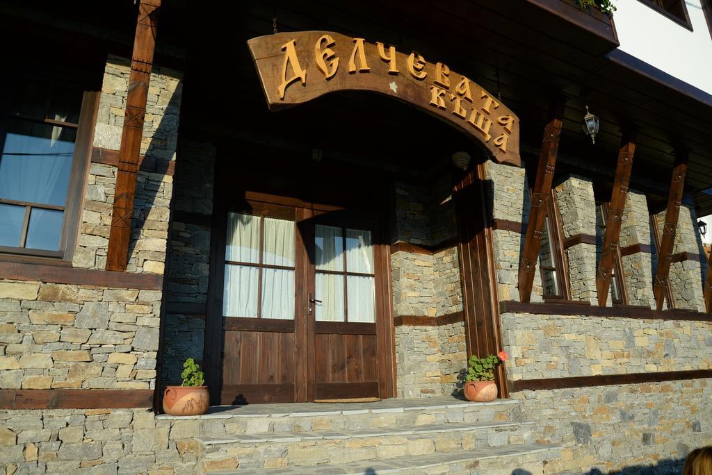 Delchevata Kushta V Lešten Exteriér fotografie